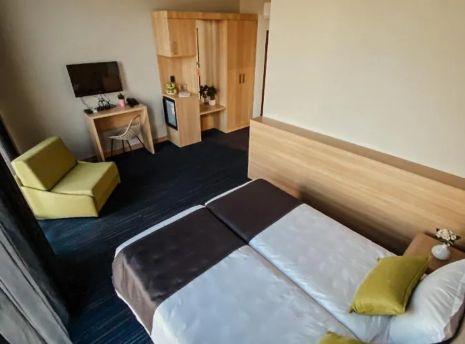 атрим арена Hotell *