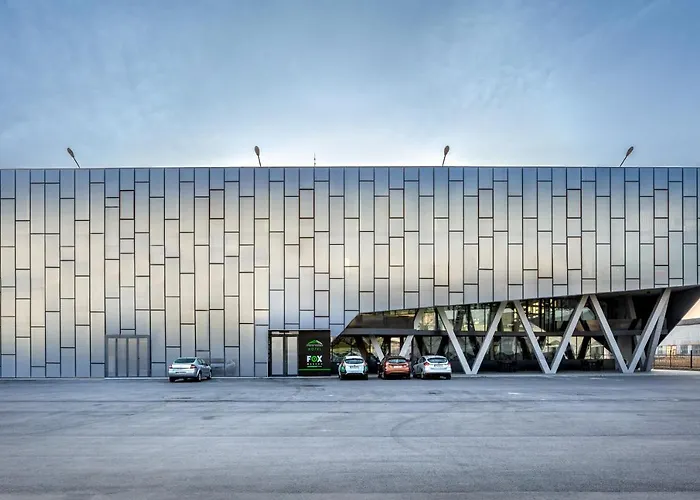 атрим арена Hotell *